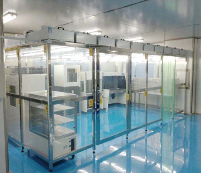 百級潔凈棚作為一種高潔凈度的實驗室設備